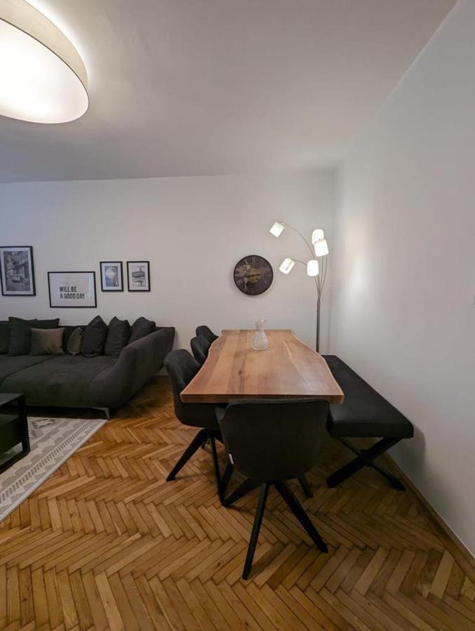 Big Cityapartment 19 Wien Eksteriør billede
